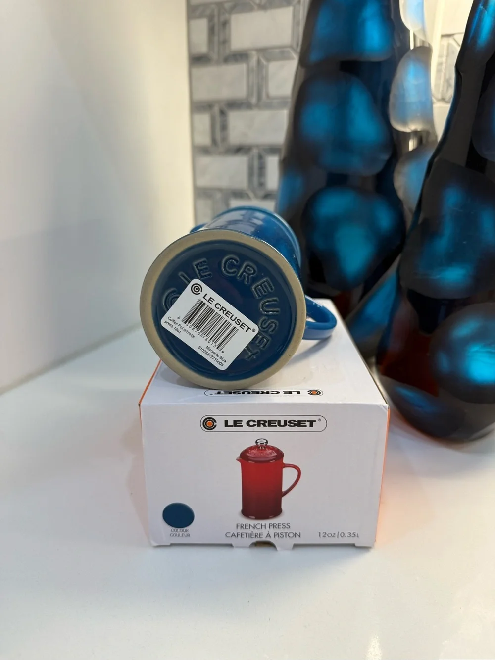 Le Creuset reposhing this